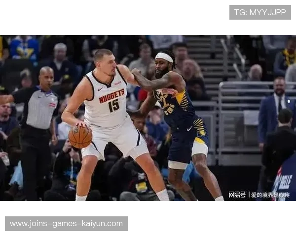 穆雷高难度三分连续砸进,丹佛领先到两位数 穆雷高难度三分连续砸进,丹佛领先到两位数